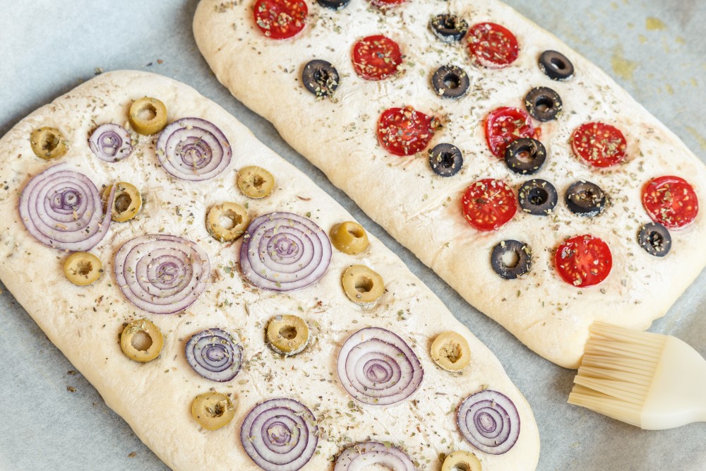 DOMÁCÍ CIABATTA: SNADNÝ RECEPT NA KŘUPAVÝ ITALSKÝ CHLÉB