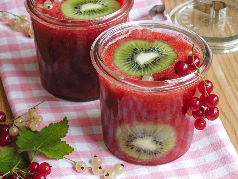 MARMELÁDA S RYBÍZEM A KIWI