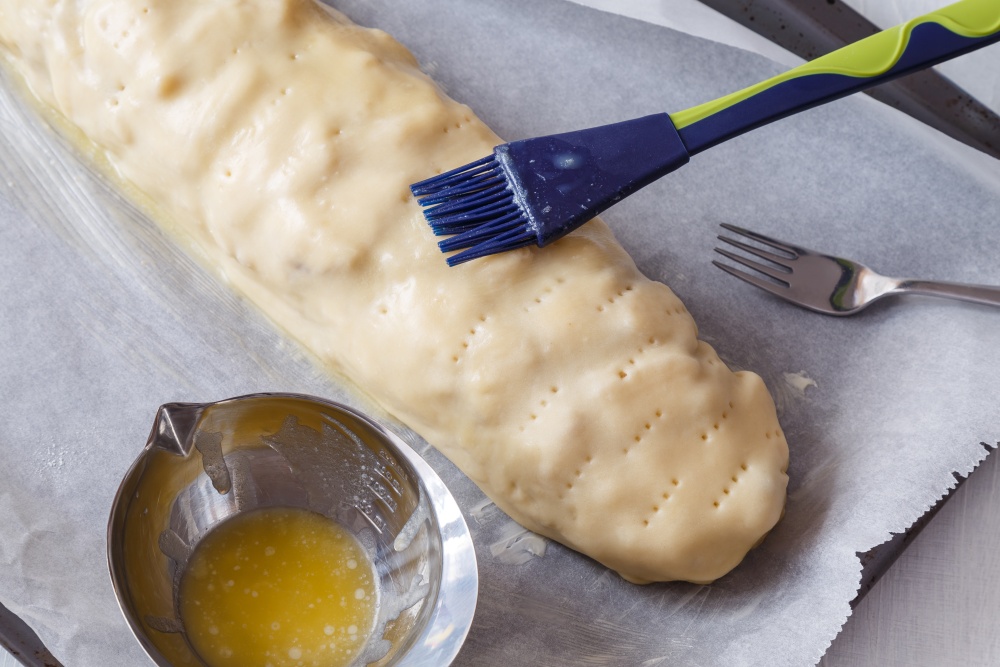 HRUŠKOVÝ ŠTRÚDL S MARCIPÁNEM