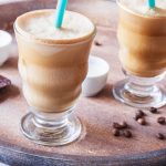 LEDOVÉ FRAPPÉ ANEB KDYŽ SMOOTHIE MAKER ZAHÁLÍ