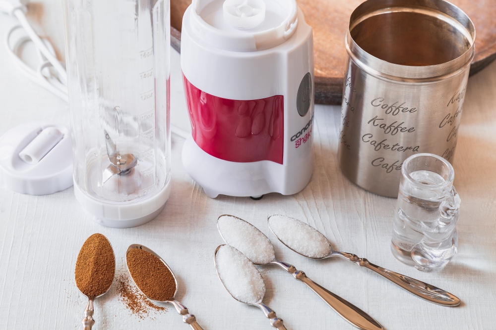 LEDOVÉ FRAPPÉ ANEB KDYŽ SMOOTHIE MAKER ZAHÁLÍ