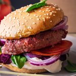Domácí burger z mletého masa