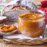 Domácí ajvar z pečených paprik