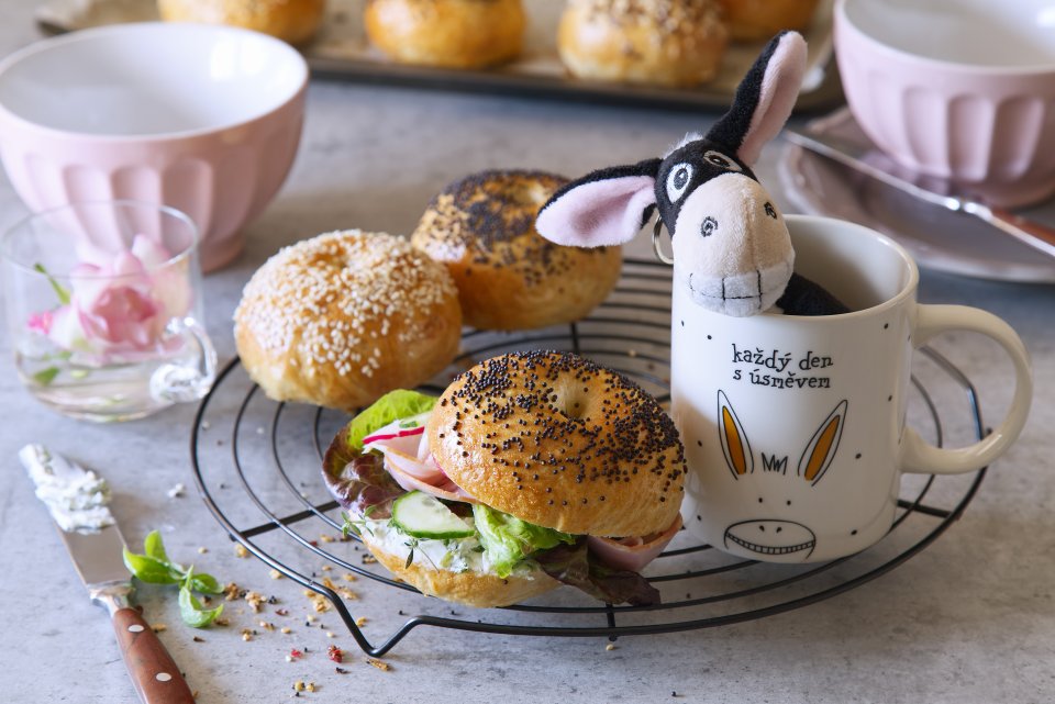 UPEČTE SI PRÁZDNINOVÝ BAGEL