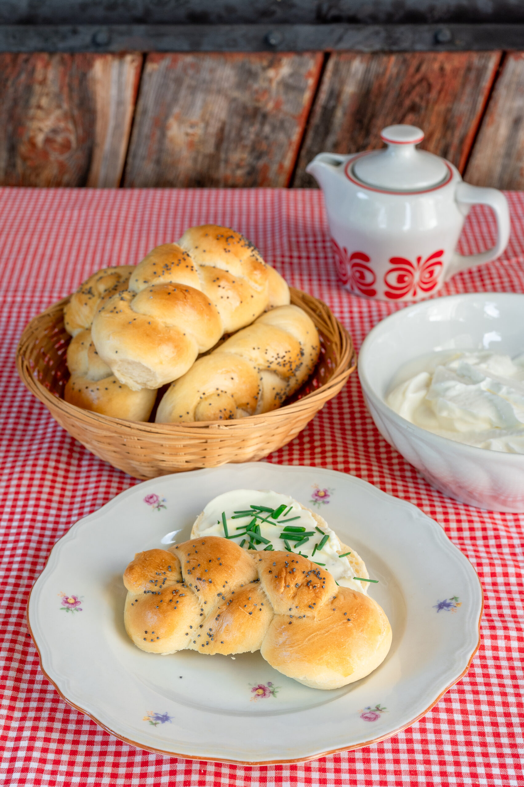 KŘUPAVÉ SÁDLOVÉ PLETÝNKY KROK ZA KROKEM