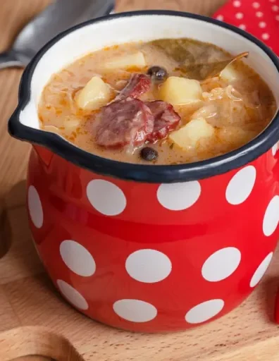 DĚDEČKOVA COURAČKA ANEB ZELŇAČKA DO ZIMY