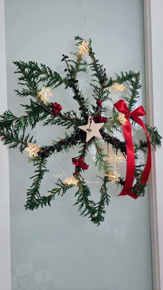 Vánoční hvězda z dřívek