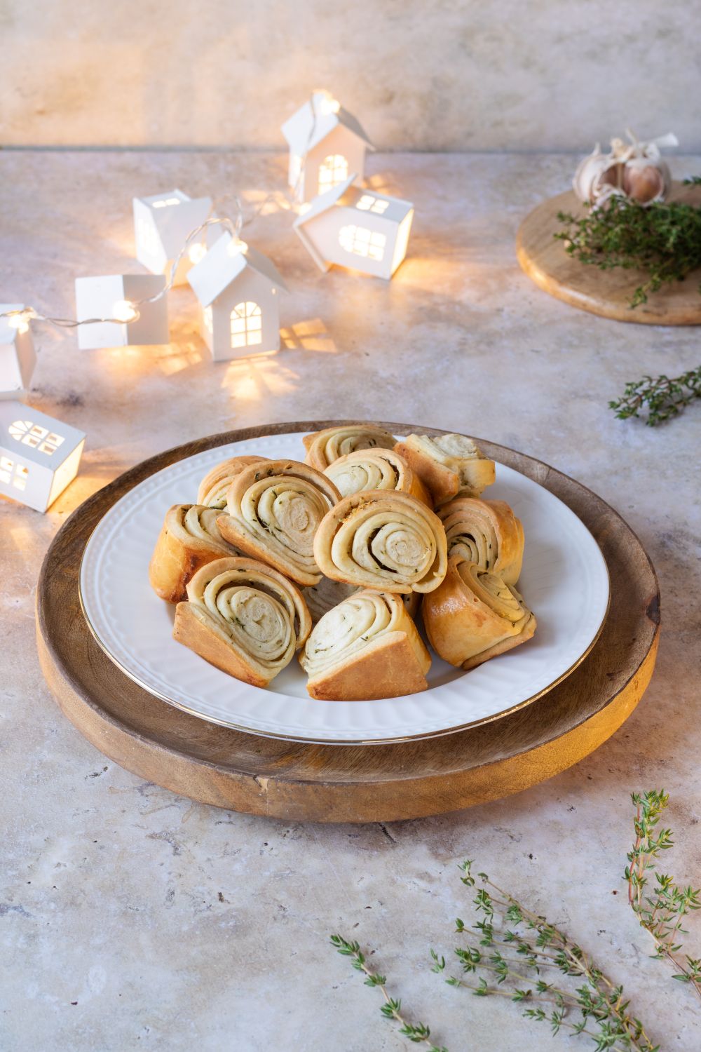 Bylinkovo česnekové trojhránky