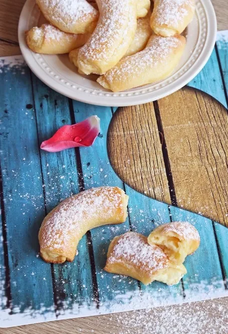 VELIKONOČNÍ PLNĚNÉ ROHLÍČKY + VIDEO