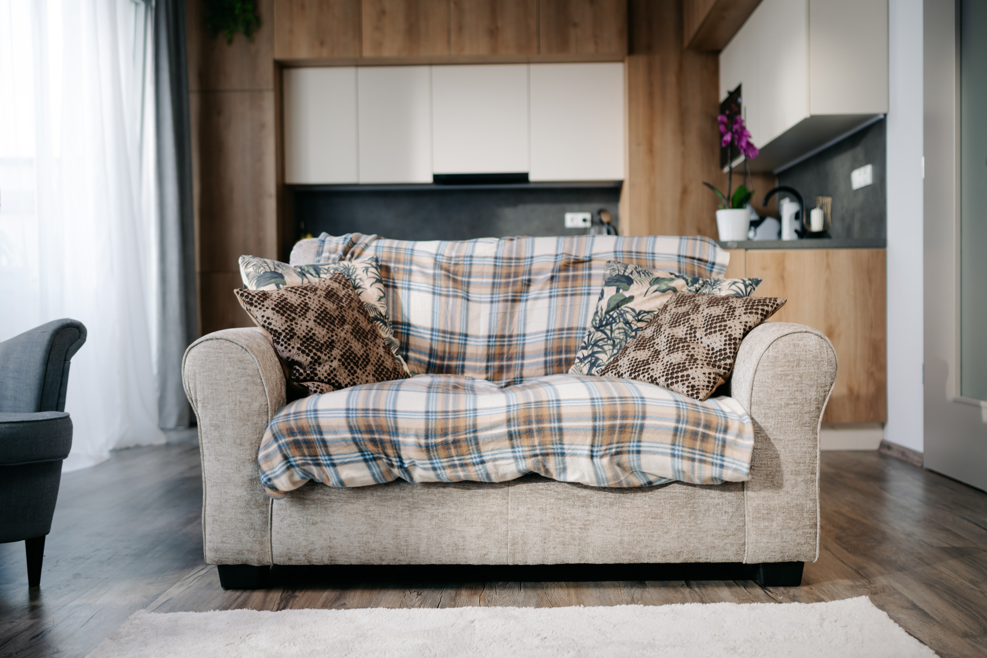 Sedačka bez napínacího potahu s dekou