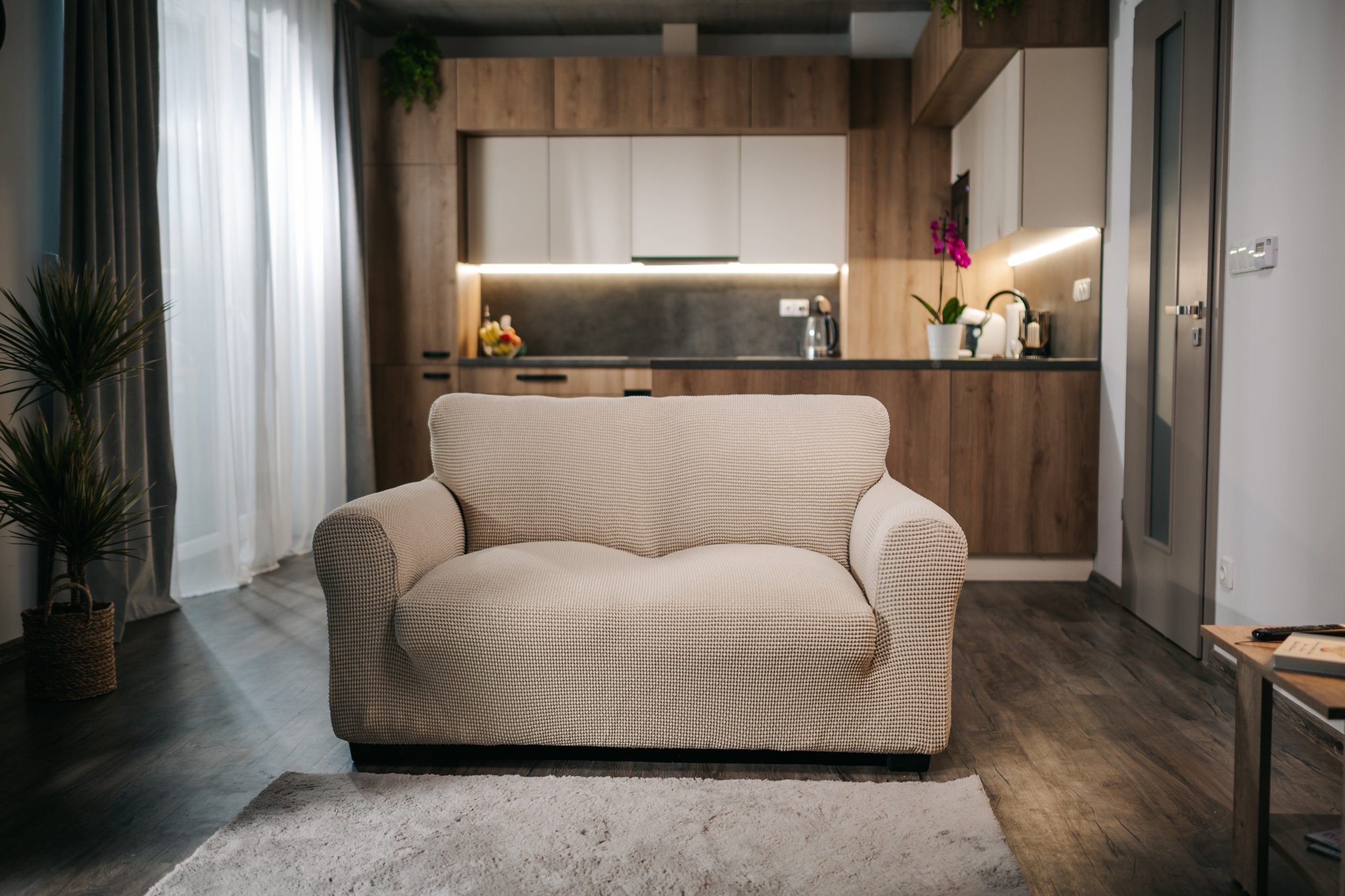 Co je to napínací potah a jak přesně na sedačce funguje?