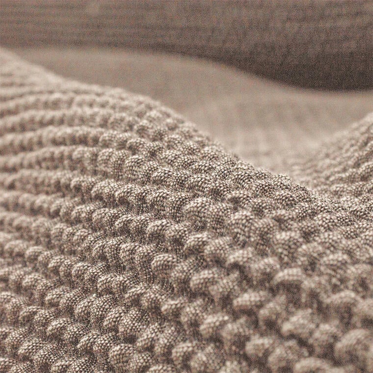 Výrazná plastická struktura španělských potahů Niagara