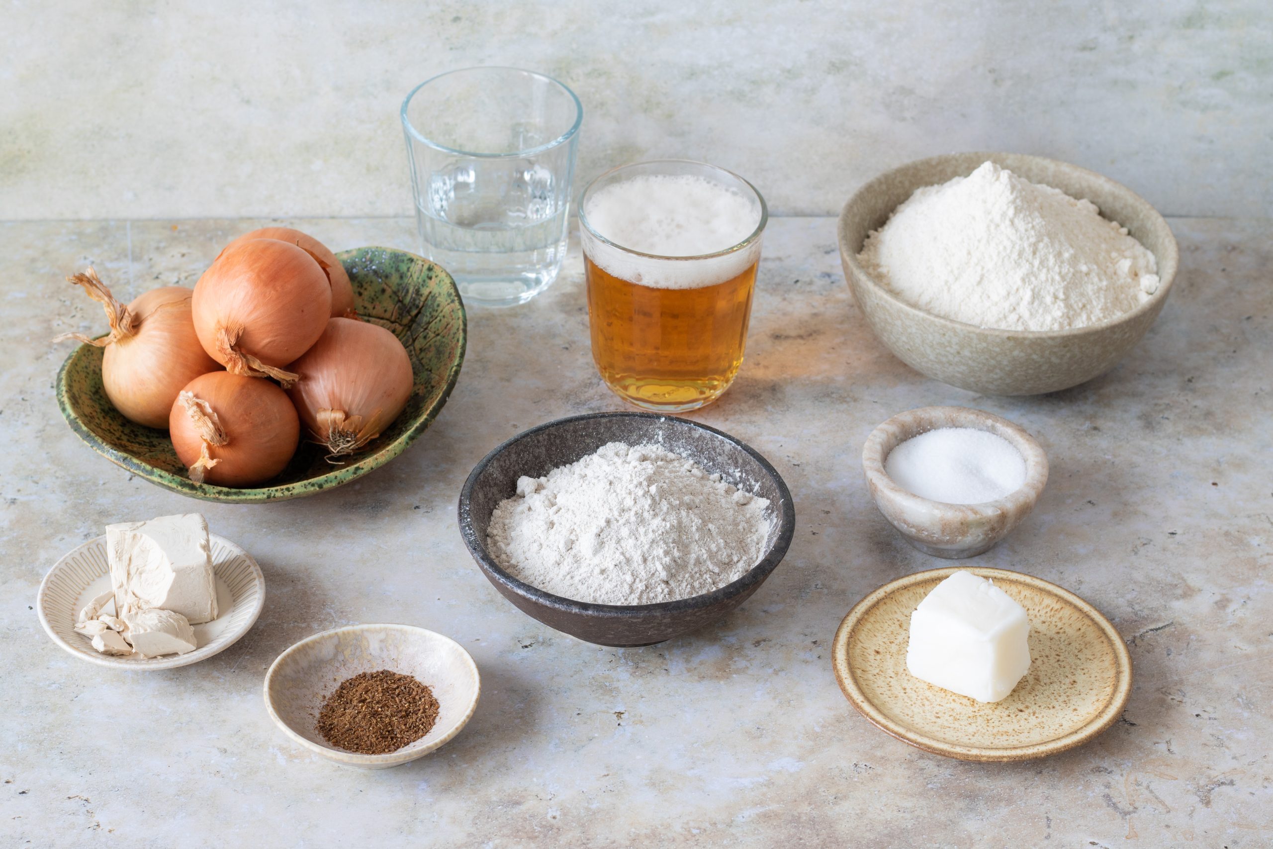 Pivní chléb s cibulí