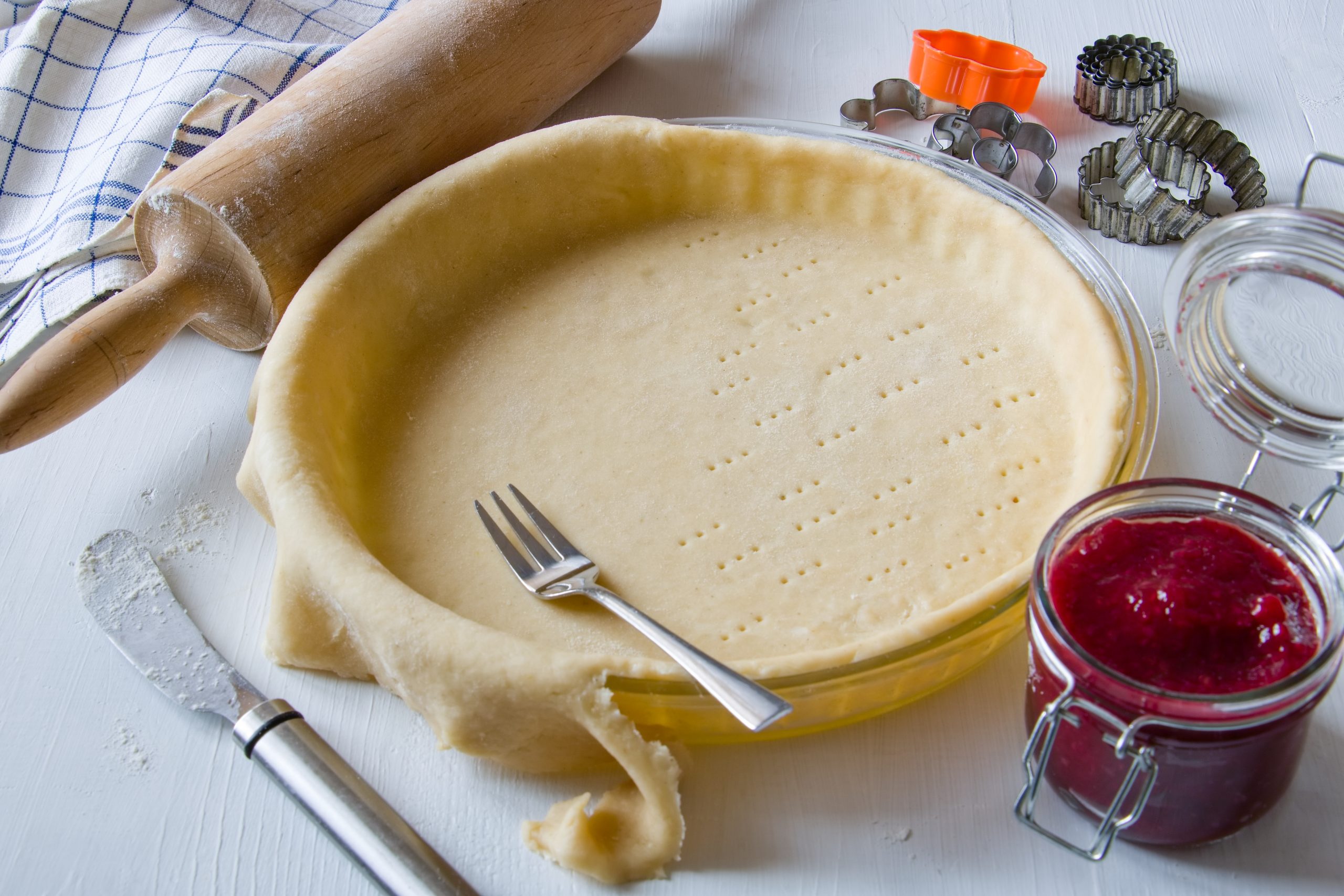 Křehký ovocný koláč s marmeládou