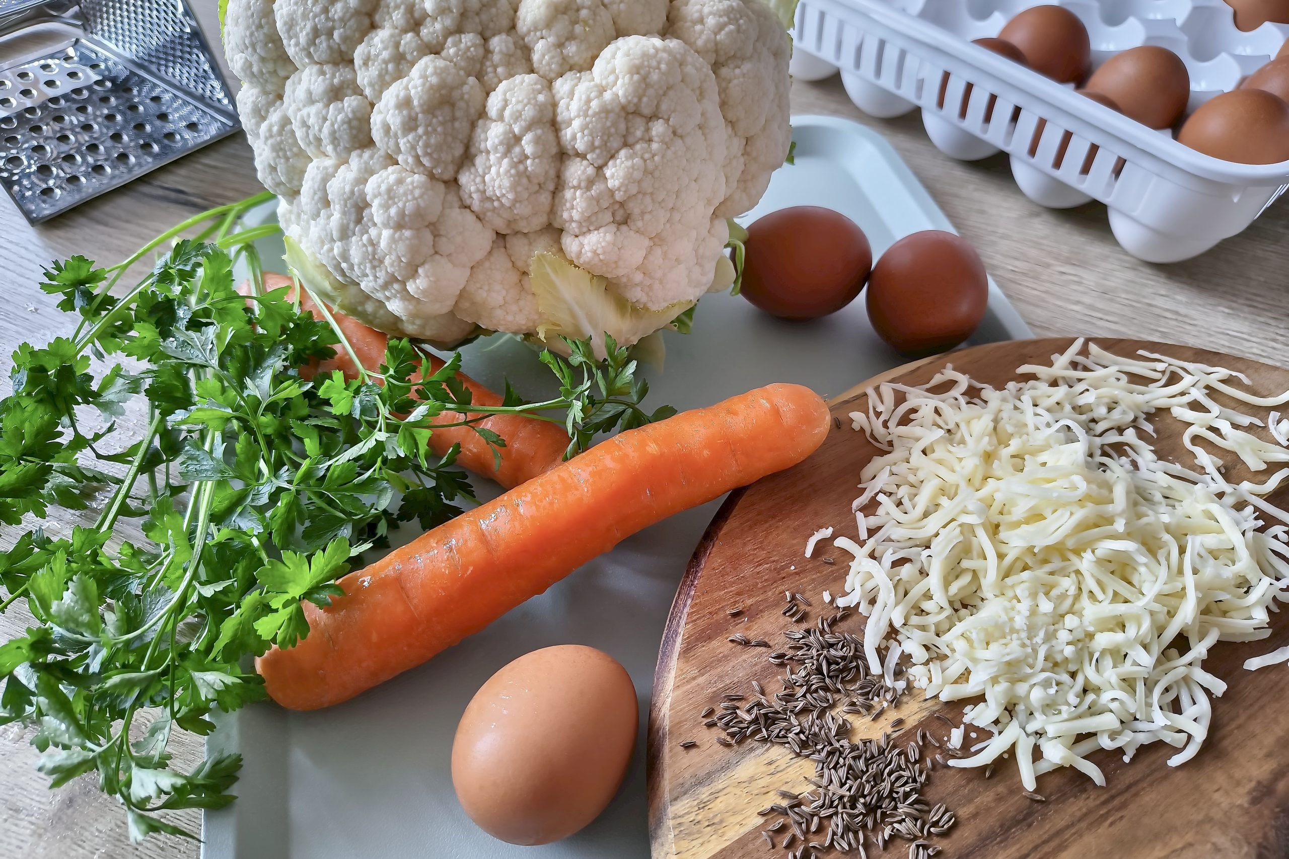 Rychle květákové placičky z plechu: zdravější recept bez smažení